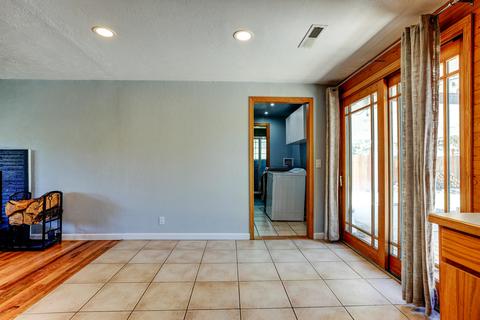 1222 NE Burnside Ave, Bend, OR 97701 photo 12