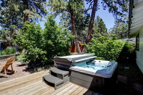 1222 NE Burnside Ave, Bend, OR 97701 photo 15