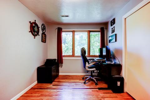 1222 NE Burnside Ave, Bend, OR 97701 photo 28