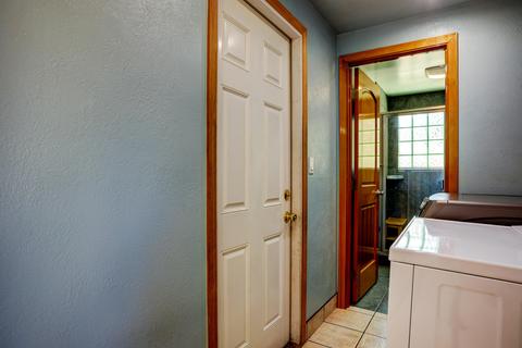 1222 NE Burnside Ave, Bend, OR 97701 photo 21