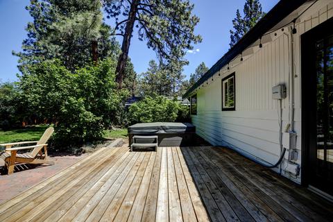 1222 NE Burnside Ave, Bend, OR 97701 photo 13