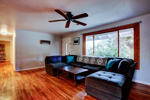 1222 NE Burnside Ave, Bend, OR 97701 photo 4