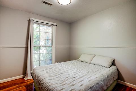 1222 NE Burnside Ave, Bend, OR 97701 photo 29