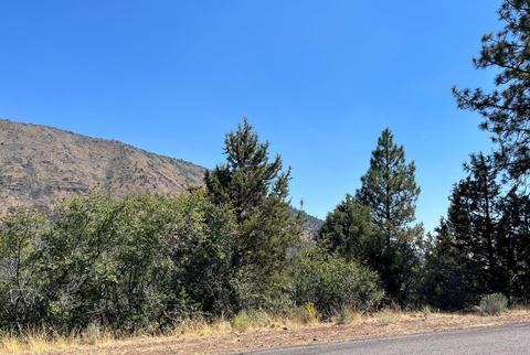 peregrine heights LOT 41, Klamath Falls, OR 97601