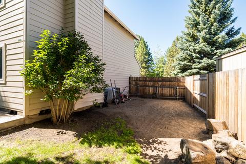 1325 NE Paula Dr, Bend, OR 97701 photo 32