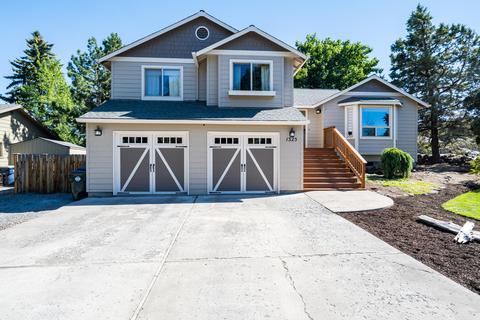 1325 NE Paula Dr, Bend, OR 97701 photo 1