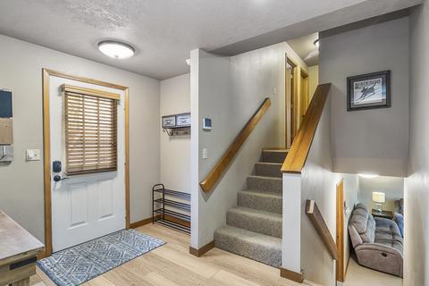 1325 NE Paula Dr, Bend, OR 97701 photo 8