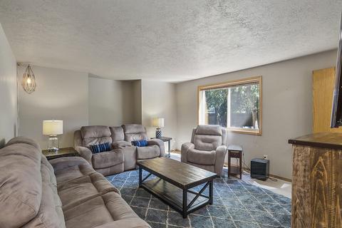 1325 NE Paula Dr, Bend, OR 97701 photo 19
