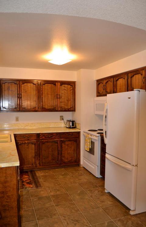 531 W River St, Cave Junction, OR 97523 photo 5