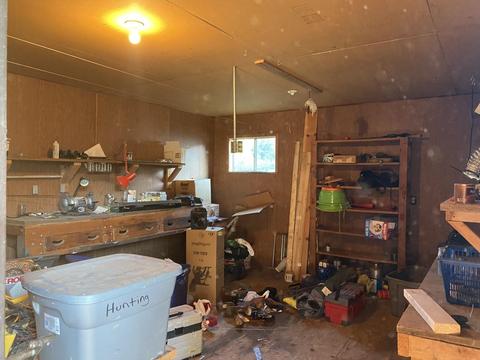 143 Loto St, Eagle Point, OR 97524 photo 2