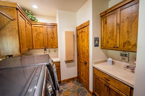 63545 Overtree Rd, Bend, OR 97701 photo 14