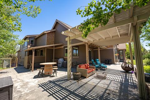 63545 Overtree Rd, Bend, OR 97701 photo 51