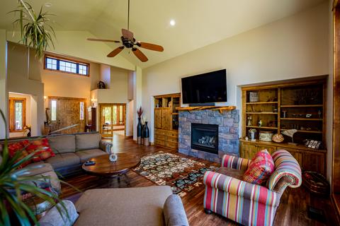 63545 Overtree Rd, Bend, OR 97701 photo 5