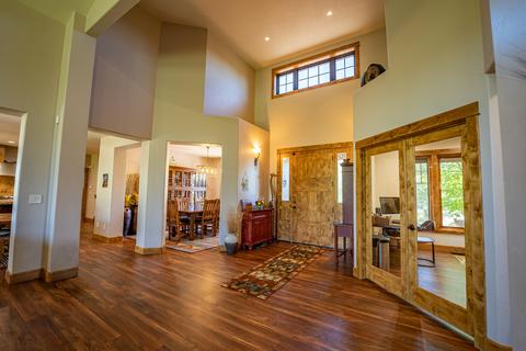 63545 Overtree Rd, Bend, OR 97701 photo 4