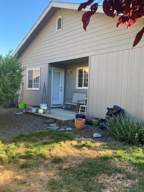 1081 Cherry St, Central Point, OR 97502 photo 23