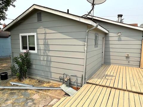 2452 Applegate Ave, Klamath Falls, OR 97601 photo 7