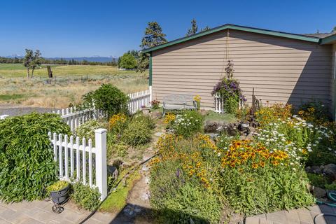 63655 Pioneer Loop, Bend, OR 97701 photo 30