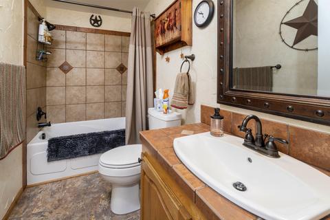 63655 Pioneer Loop, Bend, OR 97701 photo 19
