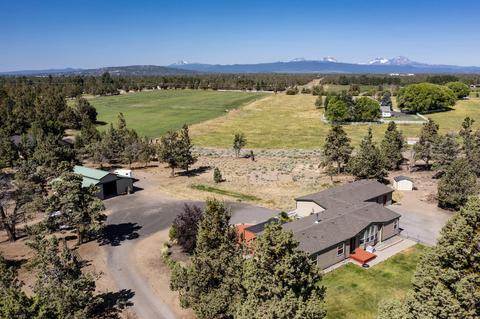 63655 Pioneer Loop, Bend, OR 97701 photo 6