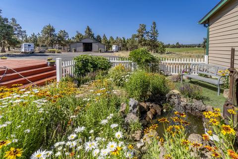 63655 Pioneer Loop, Bend, OR 97701 photo 31