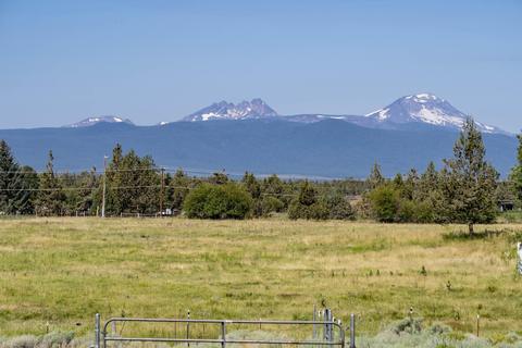 63655 Pioneer Loop, Bend, OR 97701 photo 28