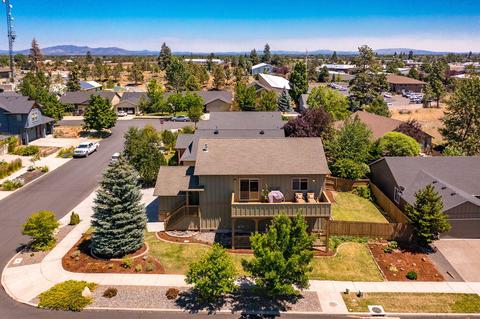 20398 Shetland Loop, Bend, OR 97703 photo 3