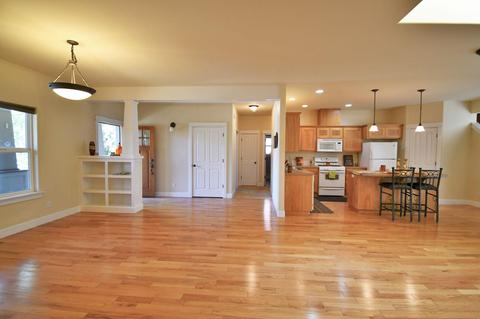20675 Jayhawk Ln, Bend, OR 97702 photo 11