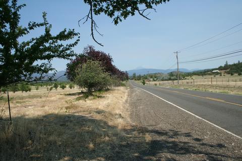 1213 Stevens Rd, Eagle Point, OR 97524 photo 14