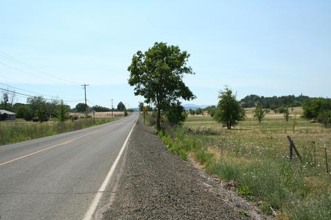 1213 Stevens Rd, Eagle Point, OR 97524 photo 11