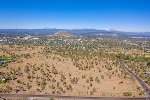 62385 Hamby Rd, Bend, OR 97701 photo 5