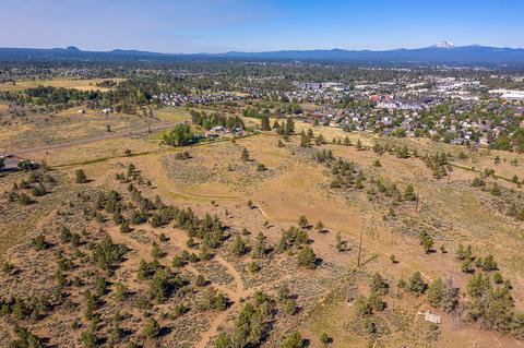 62385 Hamby Rd, Bend, OR 97701 photo 10