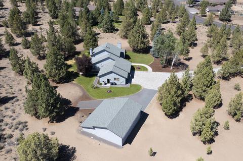 23308 Chisholm Trl, Bend, OR 97702 photo 38