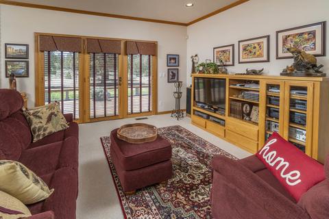 23308 Chisholm Trl, Bend, OR 97702 photo 8
