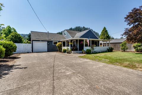 6745 Main St, Springfield, OR 97478 photo 1