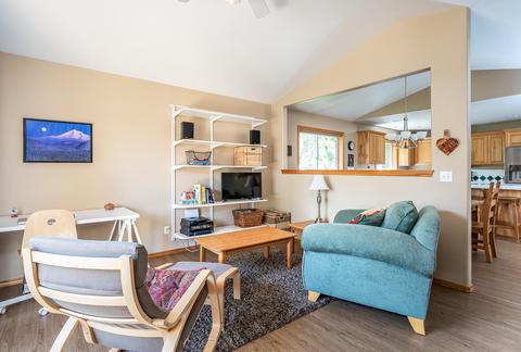 3136 NE John Ct, Bend, OR 97701 photo 17