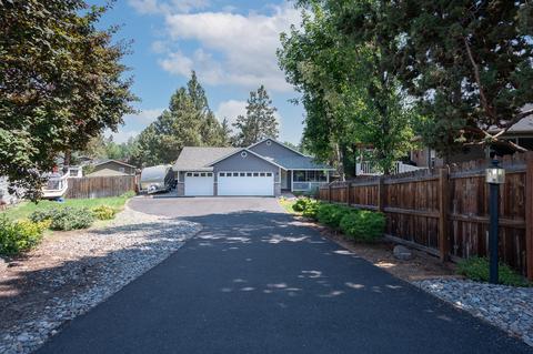 3136 NE John Ct, Bend, OR 97701 photo 6
