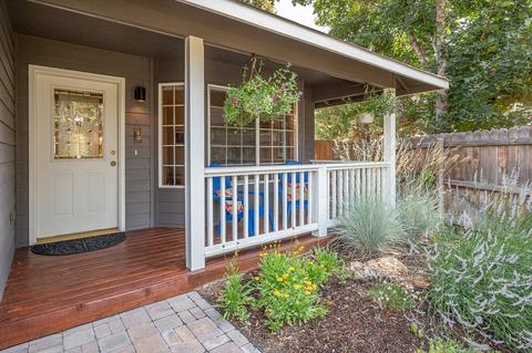 3136 NE John Ct, Bend, OR 97701 photo 8