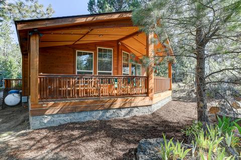 60892 Ridge Dr, Bend, OR 97702 photo 1