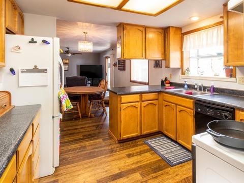 626 Crystal Dr, Eagle Point, OR 97524 photo 6