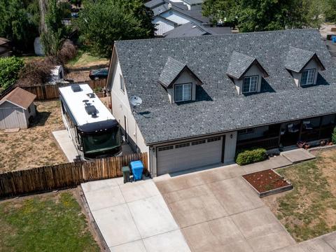 626 Crystal Dr, Eagle Point, OR 97524 photo 2