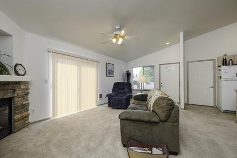 2964 NE Stanton Ave, Bend, OR 97701 photo 16