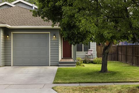 2964 NE Stanton Ave, Bend, OR 97701 photo 14