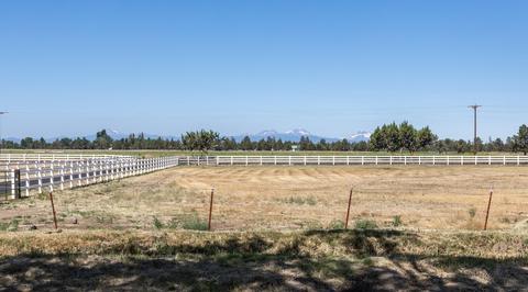 62570 Dodds Rd, Bend, OR 97701 photo 32
