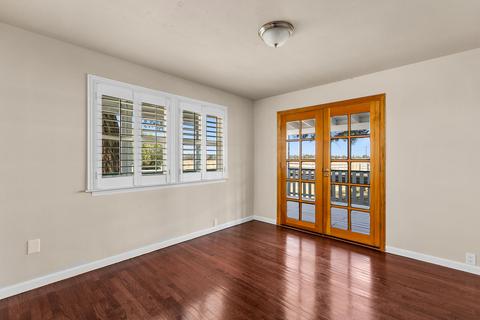 62570 Dodds Rd, Bend, OR 97701 photo 3