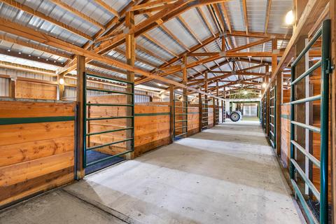 62570 Dodds Rd, Bend, OR 97701 photo 37