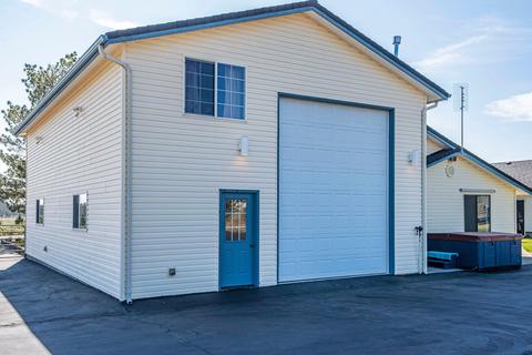 66645 Cascade Way, Bend, OR 97703 photo 17