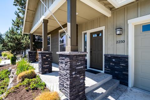 2250 NE Jackson Ave, Bend, OR 97701 photo 5