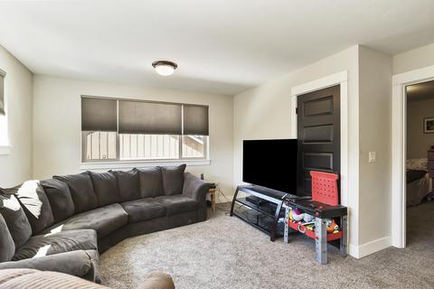 2250 NE Jackson Ave, Bend, OR 97701 photo 23