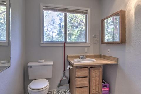 115 Obrien Rd, Cave Junction, OR 97523 photo 23