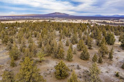 20920 Gift Rd, Bend, OR 97703 photo 12